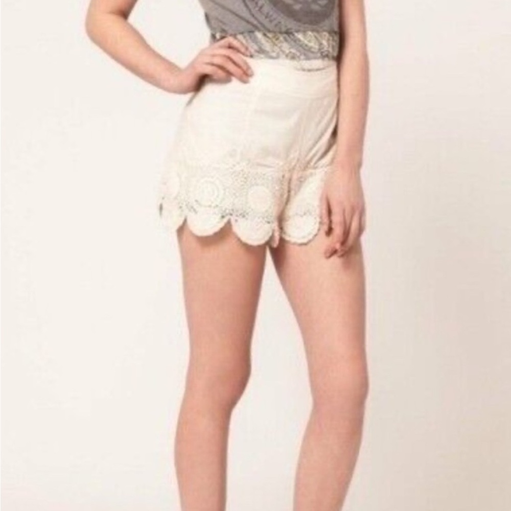Free People Ivory Crochet Shorts Size 8